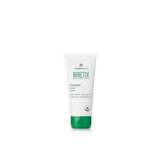 Biretix Isorepair Cream, restoring hydration and skin barrier with hyaluronic acid and ceramides.