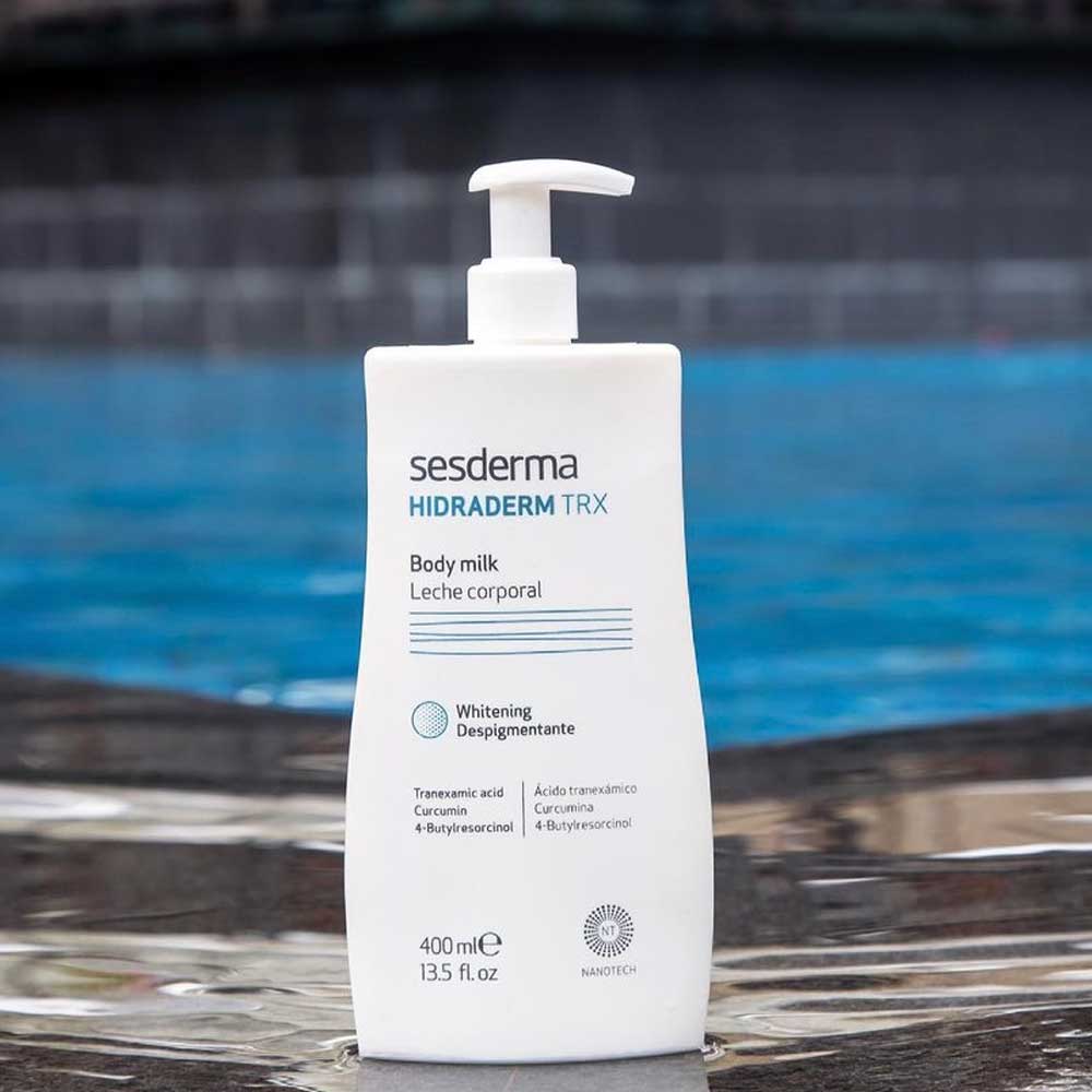 Sesderma Hidraderm TRX Whitening Body Lotion 400ml for moisturizing, brightening, and evening skin tone.